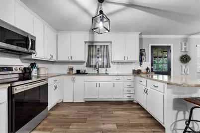 631 N Robinson Drive, Robinson, TX 76706 - Photo 5