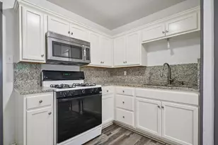 3736 Layton Ave, Haltom City, TX 76117 - Photo 11