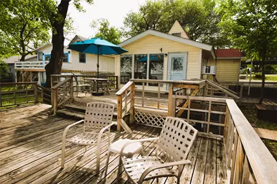 914 W Lake Drive, Weatherford, TX 76087 - Photo 1