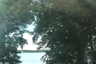 914 W Lake Dr, Weatherford, TX 76087 - Photo 9