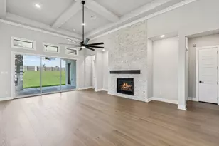 156 Swan Lake Dr, Waxahachie, TX 75165 - Photo 5