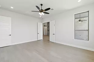 113 Waterfall Wy, Waxahachie, TX 75165 - Photo 13