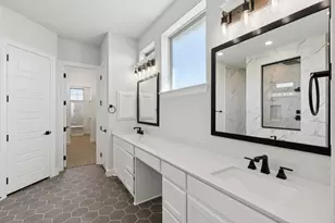 113 Waterfall Wy, Waxahachie, TX 75165 - Photo 9