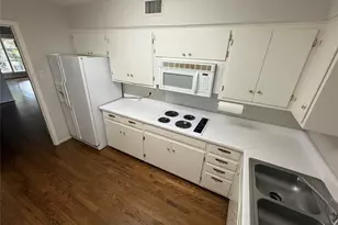 8604 Baltimore Dr, Dallas, TX 75225 - Photo 9