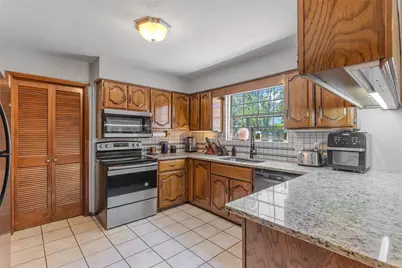 1304 Azalea Drive, Sulphur Springs, TX 75482 - Photo 17