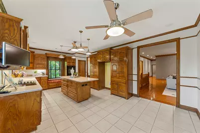 207 Baker Park Drive, Sherman, TX 75092 - Photo 9