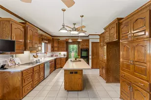207 Baker Park Dr, Sherman, TX 75092 - Photo 7