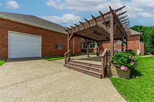 207 Baker Park Dr, Sherman, TX 75092 - Photo 33