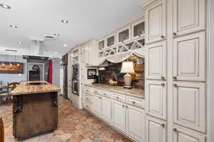 6079 Wonder Dr, Fort Worth, TX 76133 - Photo 13