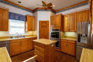 331 Co Rd 3418, Bridgeport, TX 76426 - Photo 11