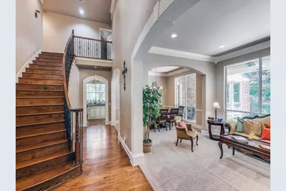 8124 Greensboro Drive, Plano, TX 75025 - Photo 5