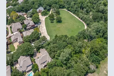 8124 Greensboro Drive, Plano, TX 75025 - Photo 39