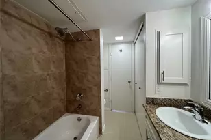 4777 Cedar Springs Rd, Dallas, TX 75219 - Photo 19