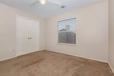 2120 Valley Falls Avenue, Mesquite, TX 75181 - Photo 11