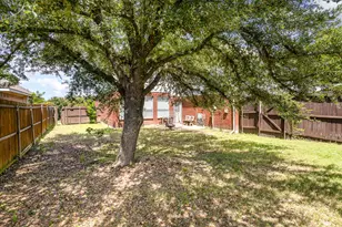 2120 Valley Falls Ave, Mesquite, TX 75181 - Photo 19