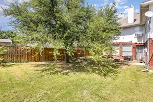 2120 Valley Falls Ave, Mesquite, TX 75181 - Photo 17