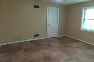 3112 Eastland Ave, Greenville, TX 75402 - Photo 7