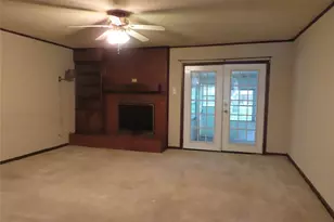 3112 Eastland Ave, Greenville, TX 75402 - Photo 3