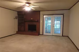 3112 Eastland Ave, Greenville, TX 75402 - Photo 3