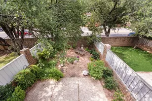 4150 Woodcreek Dr, Dallas, TX 75220 - Photo 11