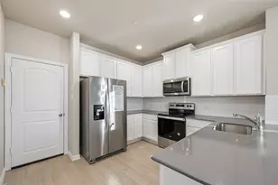 3001 Percheron Dr, Mesquite, TX 75150 - Photo 5