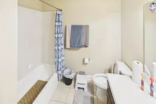 2407 Laguna Ln, Arlington, TX 76012 - Photo 23