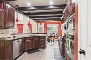 2407 Laguna Ln, Arlington, TX 76012 - Photo 7