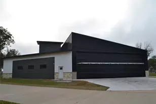 9003 King Air Dr, Granbury, TX 76049 - Photo 11