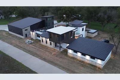 9003 King Air Drive, Granbury, TX 76049 - Photo 5