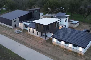 9003 King Air Dr, Granbury, TX 76049 - Photo 5