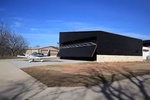 9003 King Air Dr, Granbury, TX 76049 - Photo 5