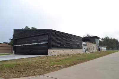 9003 King Air Drive, Granbury, TX 76049 - Photo 11