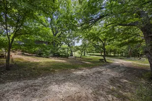 15509 Mitchell Bend Ct, Granbury, TX 76048 - Photo 37