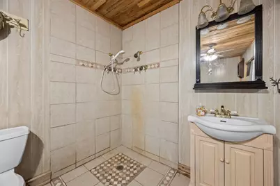 15509 Mitchell Bend Court, Granbury, TX 76048 - Photo 23