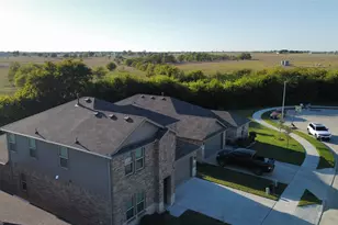 16721 Porterfield Ln, Justin, TX 76247 - Photo 39