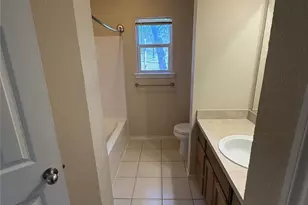 900 Reese Ln, Azle, TX 76020 - Photo 13