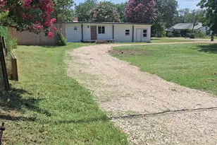 32 Pueblo Dr, Gordonville, TX 76245 - Photo 1