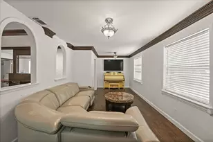 2795 Beechmont Dr, Dallas, TX 75228 - Photo 7