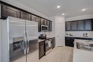 404 Wrangler Ln, Denton, TX 76205 - Photo 5