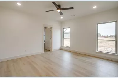 213 Jimmy Lane, Millsap, TX 76066 - Photo 19