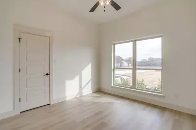 213 Jimmy Lane, Millsap, TX 76066 - Photo 33