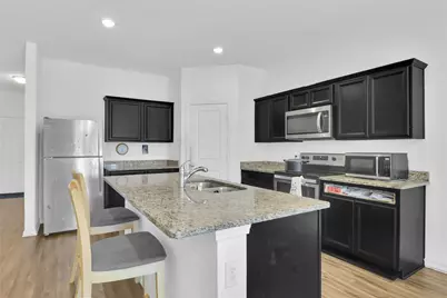 5305 Shady Springs Trail, Fort Worth, TX 76179 - Photo 7