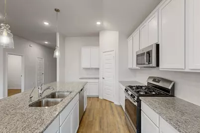 14054 Ladbroke Street, Pilot Point, TX 76258 - Photo 3