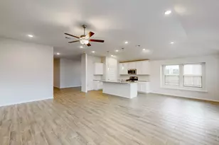 14054 Ladbroke St, Pilot Point, TX 76258 - Photo 21