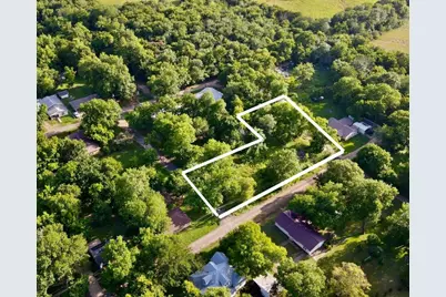 202 Elm Street, Roxton, TX 75477 - Photo 1