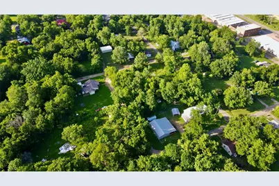 202 Elm Street, Roxton, TX 75477 - Photo 15