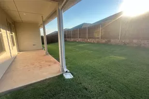 356 Lubbock Dr, Azle, TX 76020 - Photo 13