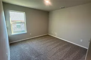 356 Lubbock Dr, Azle, TX 76020 - Photo 11