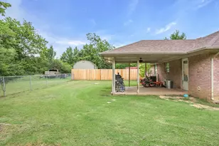 601 E North St, Wills Point, TX 75169 - Photo 25