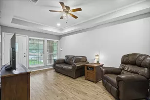 601 E North St, Wills Point, TX 75169 - Photo 9